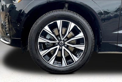 2024 Volvo XC60 B5 Plus Dark Theme