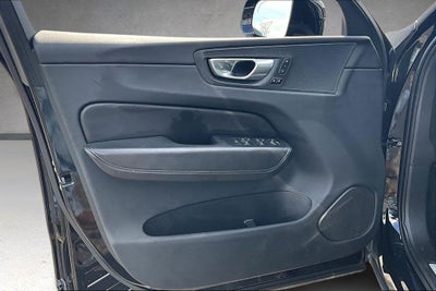 2023 Volvo XC60 B5 Core