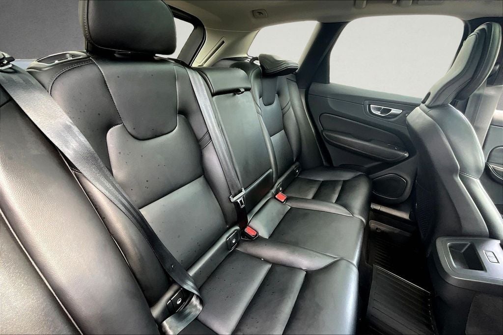 2023 Volvo XC60 B5 Core