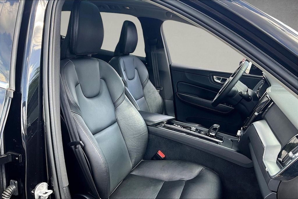 2023 Volvo XC60 B5 Core