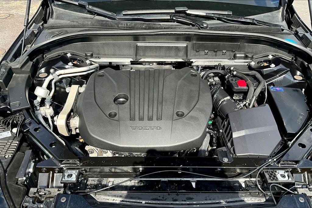 2023 Volvo XC60 B5 Core