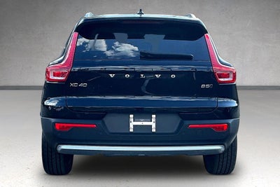 2023 Volvo XC40 B5 Plus Bright Theme